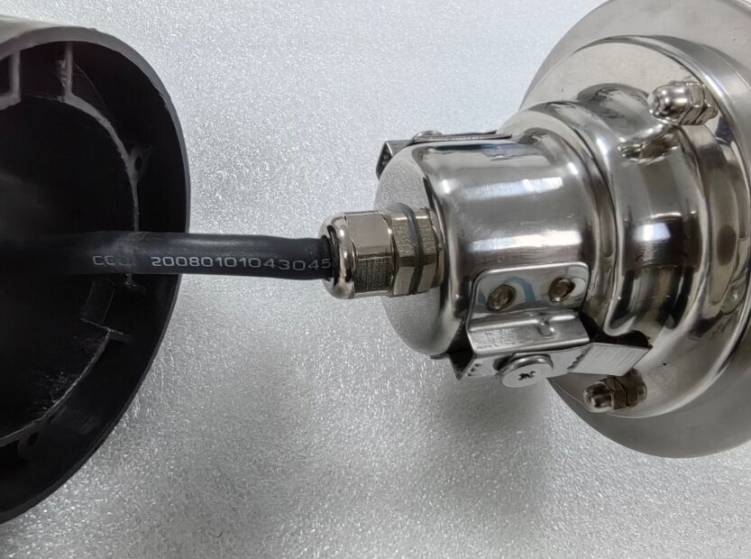 98mmx88mm LED de piscina impermeable 3W Luz sumergible de alto brillo Ideal para piscinas y características de agua al aire libre