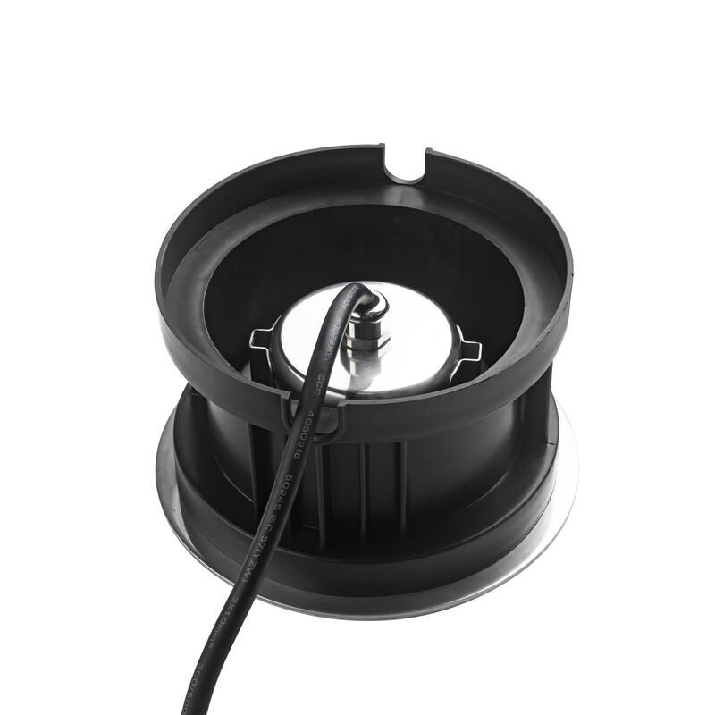 LEDs impermeables para piscinas de 150 mm x 88 mm con eficiencia lumínica de 100 lm/W, diseñados para una fácil instalación y durabilidad a largo plazo